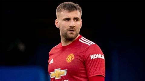 Shaw có thể bị cấm thi đấu sau phát ngôn về trọng tài ở trận Chelsea vs MU