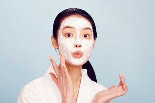 Mách bạn 10 bước chăm sóc để có làn da căng mịn