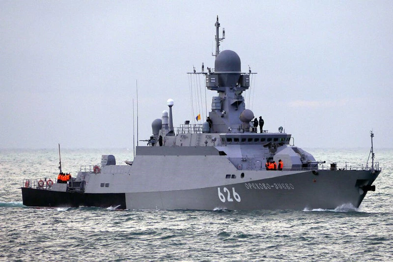 DNVN - Một tàu chiến của Nga được trang bị tên lửa hành trình Kalibr-NK đã di chuyển về phía biên giới Syria.