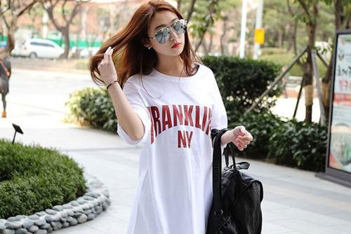 Mùa hè diện áo phông sao cho đẹp?