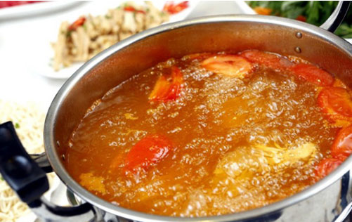 Chuyên gia khuyến cáo: 4 lưu ý khi ăn lẩu để bảo vệ sức khỏe cả nhà