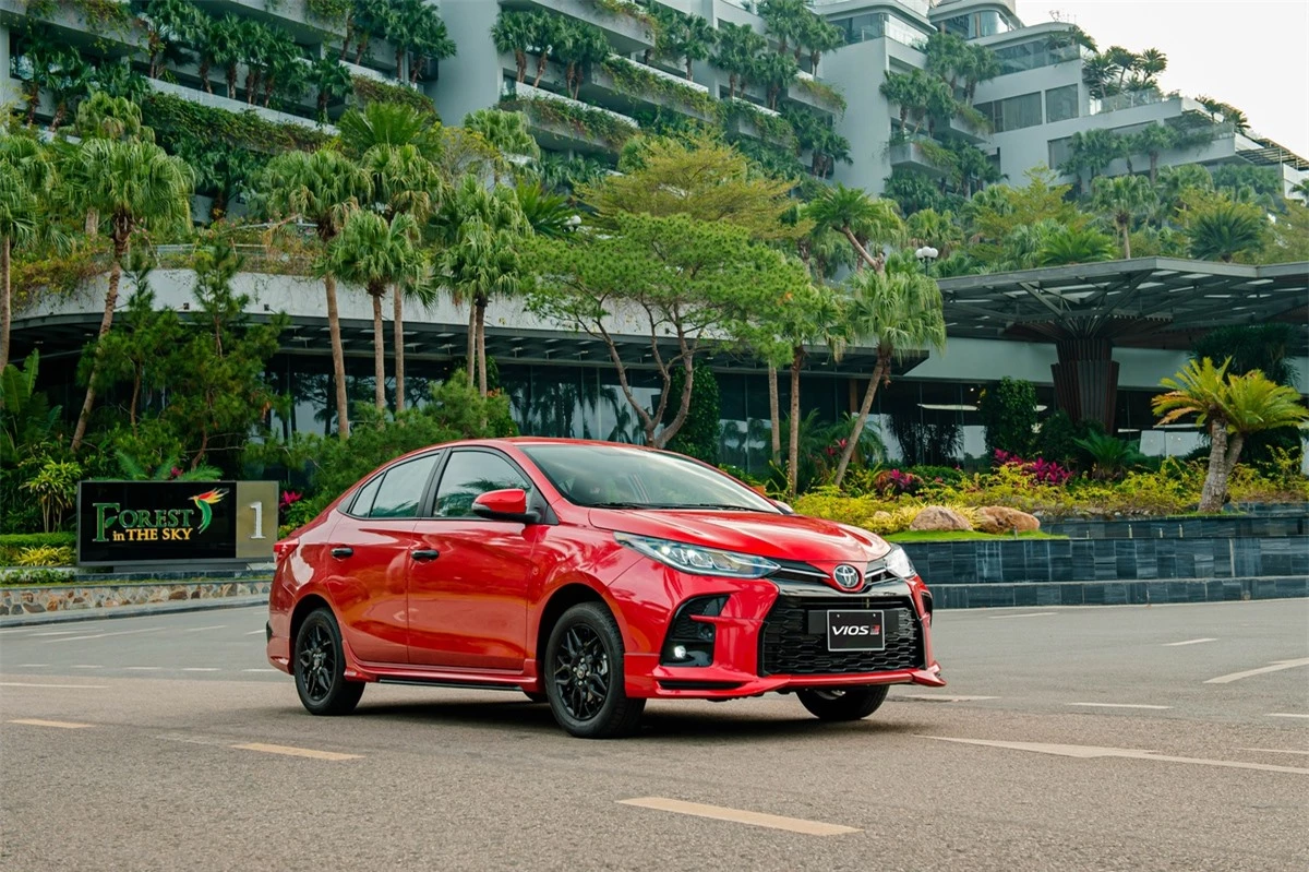 So sanh Honda City RS va Toyota Vios GR-S anh 1