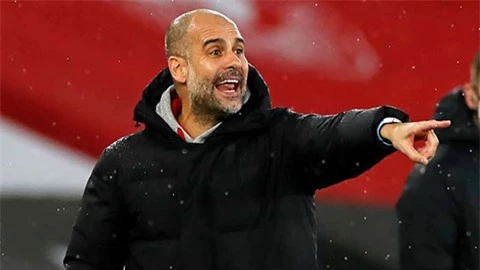 Pep Guardiola cấm cầu thủ Man City tự mãn