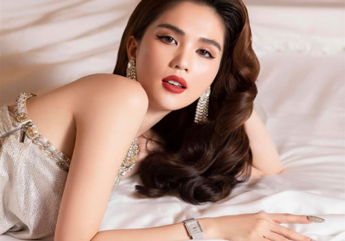 Mặc đời tư toàn scandal phản cảm, Ngọc Trinh vẫn được fan hâm mộ khen ngợi hết lời