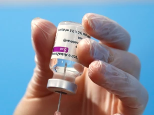 WHO khuyến cáo những người cần tiêm, hay không nên tiêm vaccine phòng Covid-19 của Oxford/AstraZeneca