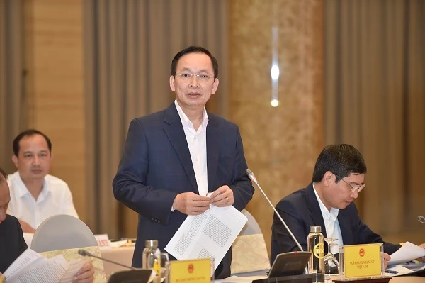 Phó Thông đốc NHNN Đào Minh Tú trả lời các câu hỏi của phóng viên. Ảnh: VGP