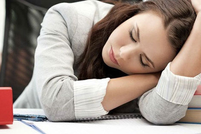 Kiểu 'soi' của người đàn ông gia trưởng