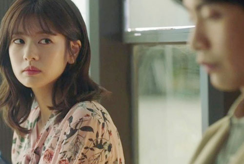 Trong căn nhà ở ngoại thành, em chồng năn nỉ điều khiến tôi khó nghĩ