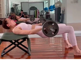 Sau khi lộ bụng to nhấp nhô trong clip bị bắt gặp ở thang máy, Hồ Ngọc Hà tiếp tục chứng minh vòng 2 phẳng lì
