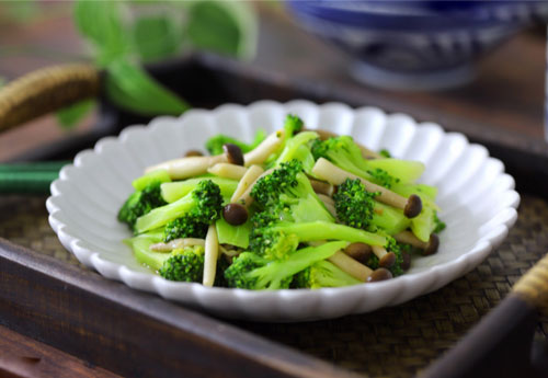 Những sai lầm cơ bản khi chế biến rau củ làm mất chất dinh dưỡng, 'rước' độc cho cả nhà