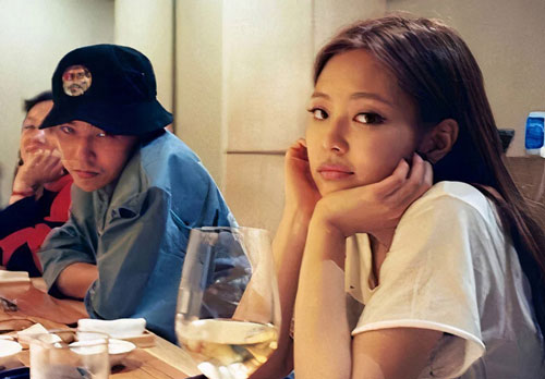 Vì sao G-Dragon giữ im lặng trước tin đồn hẹn hò với Jennie của BLACKPINK?