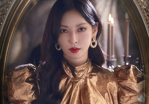 Hành động gây sốc của mỹ nhân 'Penthouse' sau khi bị thương