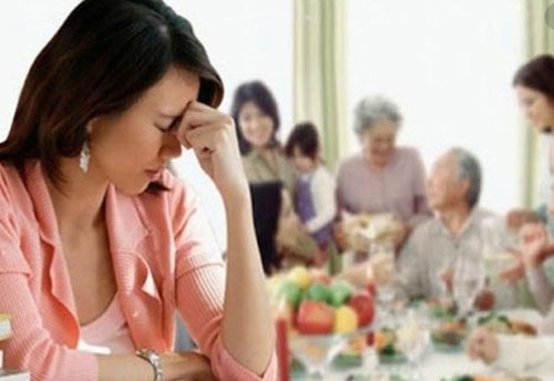 8 năm không liên lạc, mẹ chồng xuất hiện đề nghị điều khó nghĩ