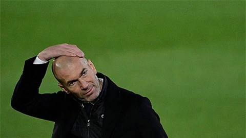 HLV Zidane đau đầu trong việc giải quyết tương lai của Bale