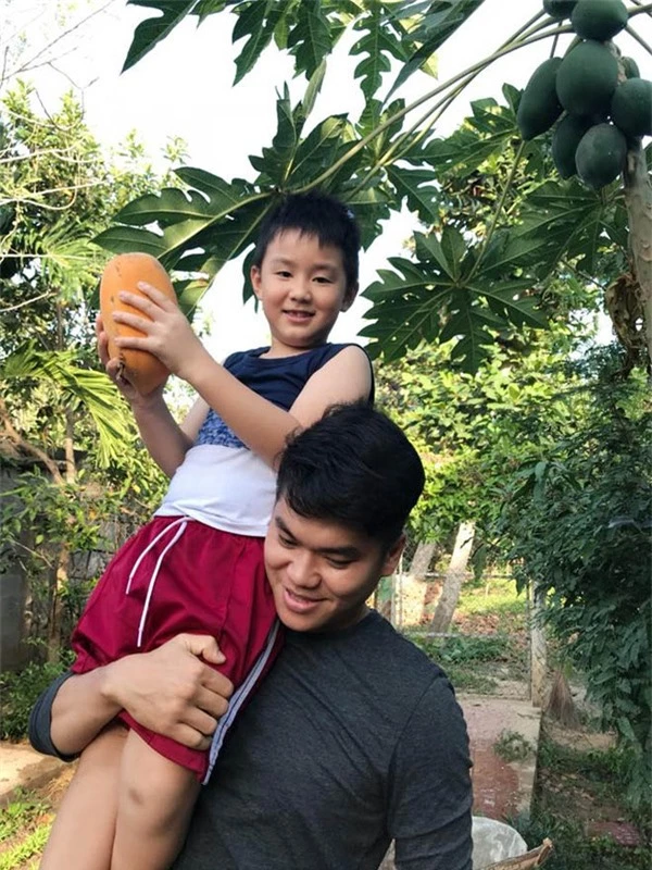Cuộc sống bên chồng kém 7 tuổi của Lê Phương: Mẹ chồng bênh vực, các con nghe lời - Ảnh 4. Cuộc sống bên chồng kém 7 tuổi của Lê Phương: Mẹ chồng bênh vực, các con nghe lời - Ảnh 4.
