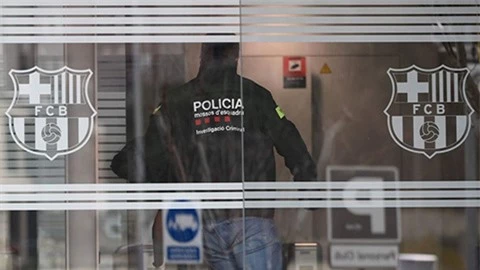 Cảnh sát tiến hành điều tra vụ án tham nhũng tại Barca