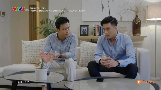 Hướng dương ngược nắng: Đến lượt Minh giật tóc Trí đem đi xét nghiệm, Kiên lặng người khi biết Trí là em mình - Ảnh 1. Hướng dương ngược nắng: Đến lượt Minh giật tóc Trí đem đi xét nghiệm, Kiên lặng người khi biết Trí là em mình - Ảnh 1.