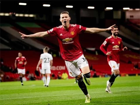 Scott McTominay vừa lập cú đúp chỉ sau 3 phút đầu trận đấu với Leeds