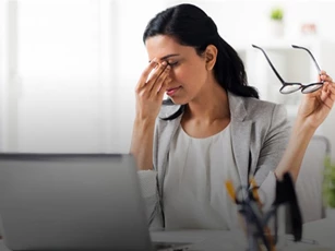 Năm hành động nhỏ nhưng cực kỳ có hại cho mắt
