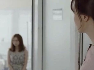 Ngoại tình 5 năm, chồng đòi đền bù tuổi xuân trước khi ly hôn