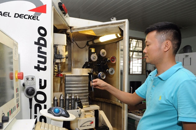 PMI ngành sản xuất Việt Nam có sự cải thiện nhanh nhất trong ASEAN