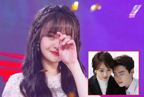 Đòi tạm hoãn vụ việc giành quyền nuôi con không thành, Trịnh Sảng lại bị nhà sản xuất phim khởi kiện