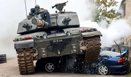 Quân đội Anh và thách thức duy trì lực lượng xe tăng chiến đấu