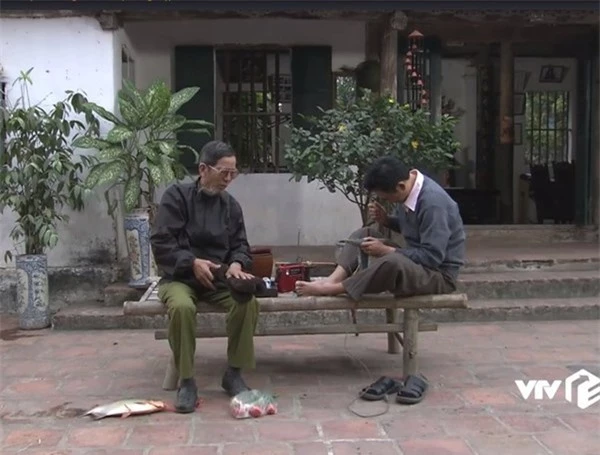 Xúc động nhìn lại những hình ảnh cuối cùng của NSND Trần Hạnh trên màn ảnh nhỏ - ảnh 2