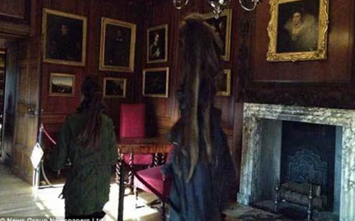 Chụp được ảnh hồn ma trong cung điện Anh?