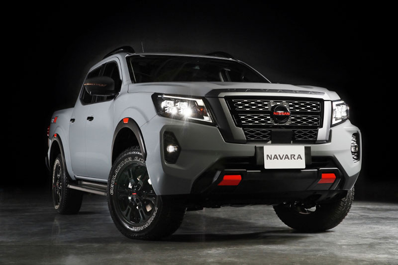 Cận cảnh Nissan Navara 2021: Hầm hố và hiện đại hơn