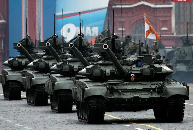 Xe tăng T-90 của Nga, một mặt hàng xuất khẩu chủ lực.