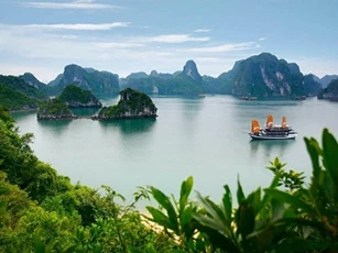 Quảng Ninh: Đón du khách trở lại, đảm bảo tuân thủ biện pháp chống dịch
