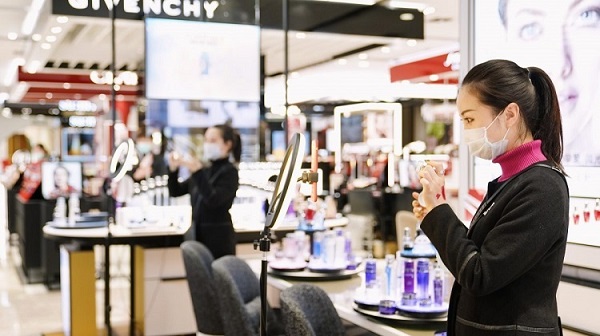 Việt Nam có tỷ lệ lãnh đạo nữ trong ngành TMĐT cao nhất Đông Nam Á, lên tới 46%