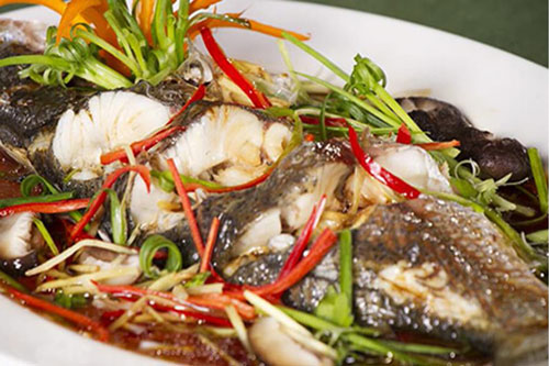 Công thức chuẩn làm món cá hấp xì dầu và mẹo khử sạch mùi tanh giúp món ăn thơm ngon hơn