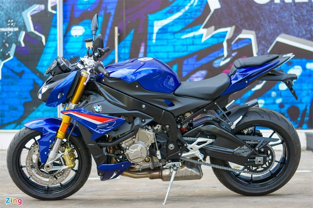 Chi tiet BMW S 1000 R San Marino Blue gia hon nua ty tai Viet Nam anh 2