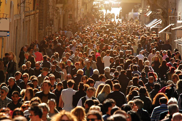 Điều gì sẽ xảy ra nếu 100 tỷ người đã chết trên Trái Đất vẫn còn sống đến hiện tại?