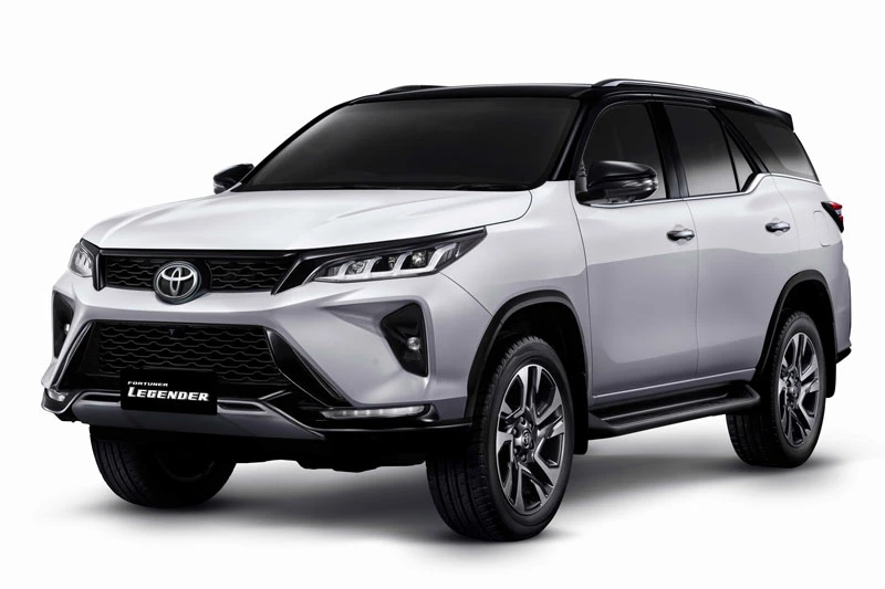 10. Toyota Fortuner (doanh số: 47.880 chiếc).