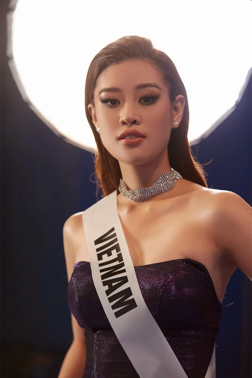 Khánh Vân 'chơi trội' với 5 lay-out nổi bật, quyết tâm 'gây bão' tại Miss Universe 2021  - ảnh 12