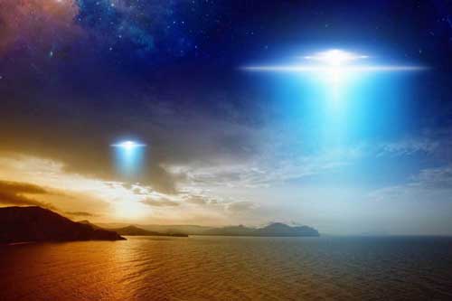 Phi công Mỹ phát hiện đĩa bay của người ngoài hành tinh di chuyển với tốc độ siêu thanh