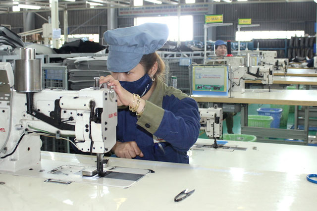 Gỡ vướng thuế để cứu doanh nghiệp khỏi đổ vỡ