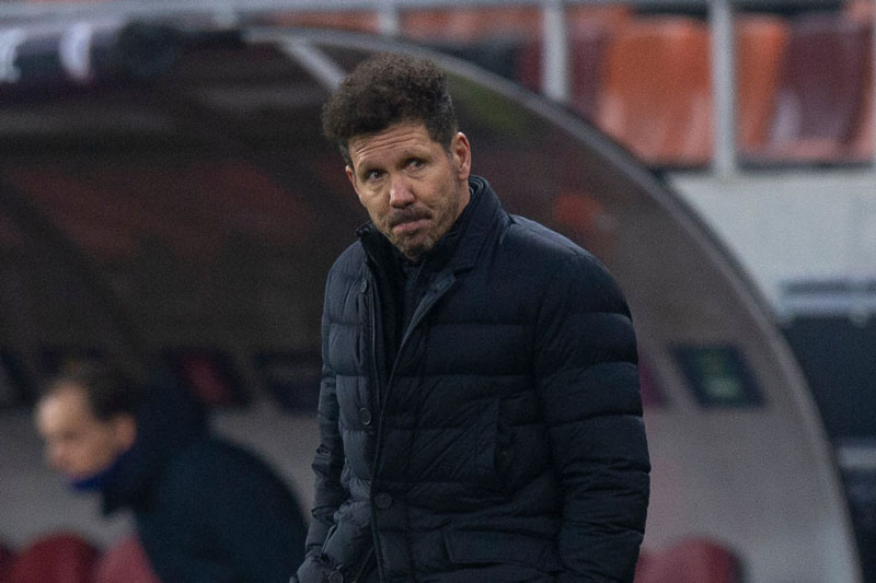 'Simeone đang bị ‘thuần hóa’ giống Wenger'