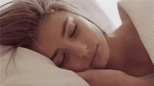 Hễ nhắm mắt ngủ lại thấy cơ thể phản ứng theo 4 cách này chứng tỏ gan của bạn đang 