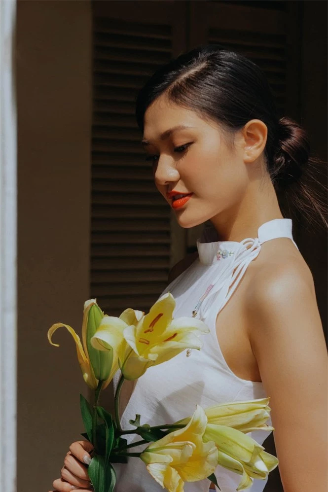 Nhan sắc kiều diễm của Hoa khôi Đại học Hoa sen từng thi Hoa hậu Việt Nam 2020 - ảnh 14