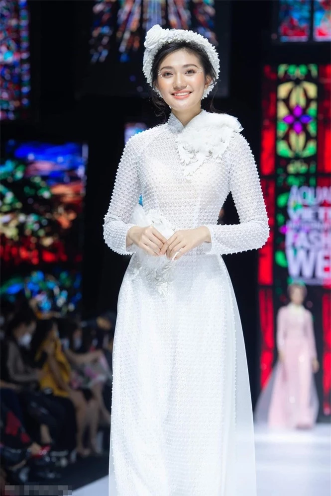 Nhan sắc kiều diễm của Hoa khôi Đại học Hoa sen từng thi Hoa hậu Việt Nam 2020 - ảnh 6