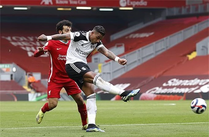 Salah mắc sai lầm tạo điều kiện cho Lemina dứt điểm tung lưới Liverpool