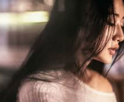 Chồng sắp cưới cho gia đình tôi vay 50 triệu đồng nhưng đòi tính lãi