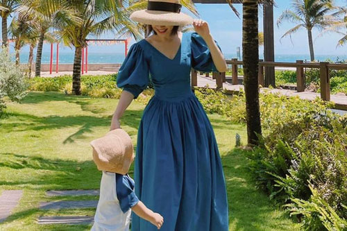 Hòa Minzy lần đầu chia sẻ công khai quý tử đầu lòng