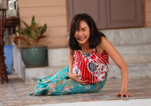 Mong ngóng có con nhưng cưới đã 5 năm vẫn chưa thấy gì, tới ngày tôi có bầu thì chồng lại đòi ly hôn