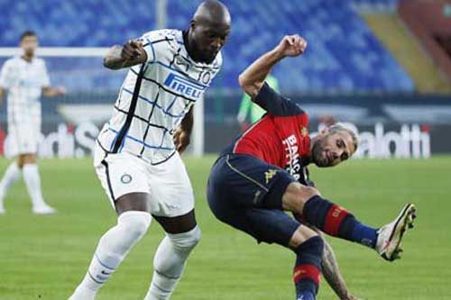 Muốn thành siêu hậu vệ, phải ngăn được Romelu Lukaku