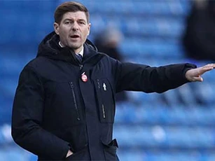 Gerrard sẽ không thế chỗ Klopp tại Liverpool